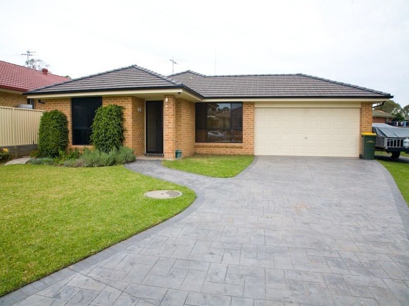 11 Boots Close, Raymond Terrace NSW 2324