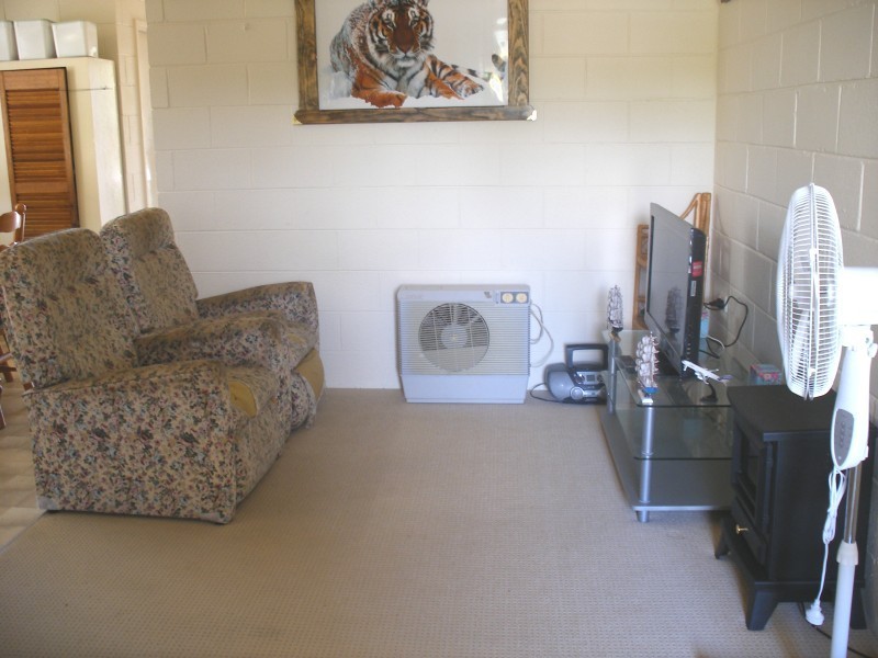 2/26 Irrawang Street, Raymond Terrace NSW 2324