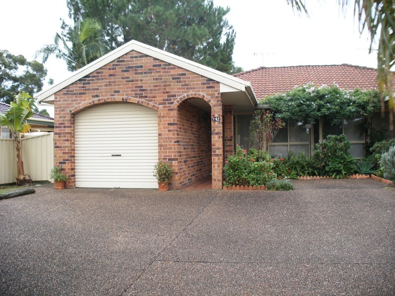 1/42 Benjamin Lee Drive, Raymond Terrace NSW 2324