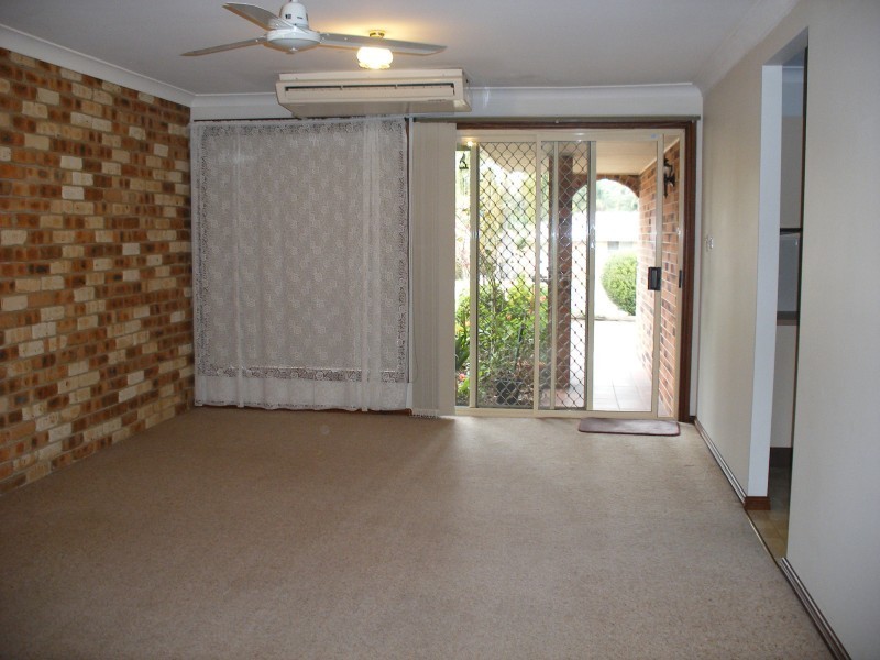 1/42 Benjamin Lee Drive, Raymond Terrace NSW 2324