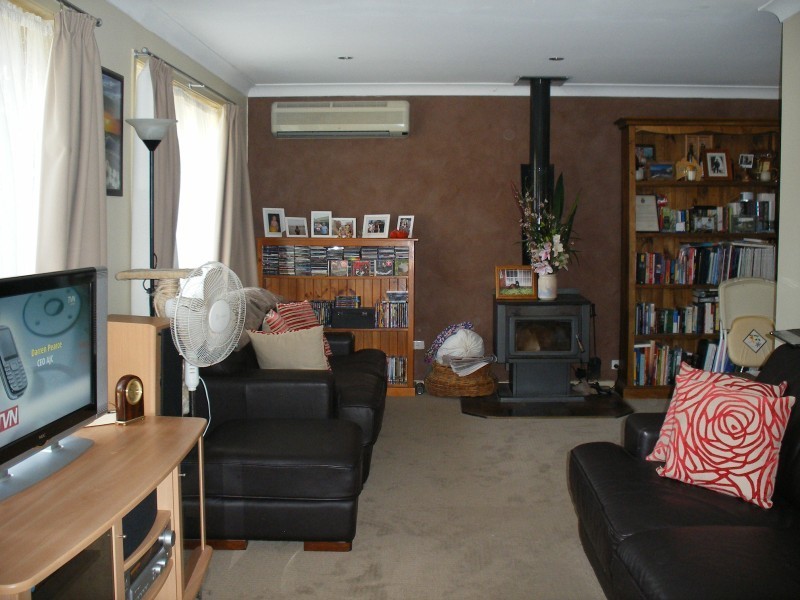 28 Dixon Street, Seaham NSW 2324