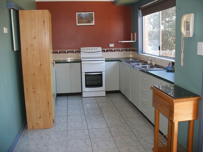 16 Blair Close, Raymond Terrace NSW 2324