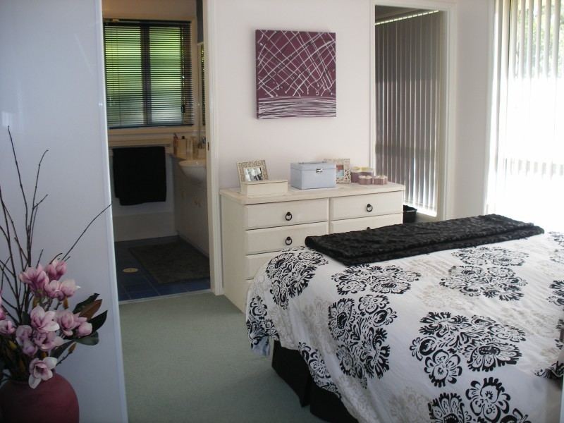 11 Halloran Way, Raymond Terrace NSW 2324