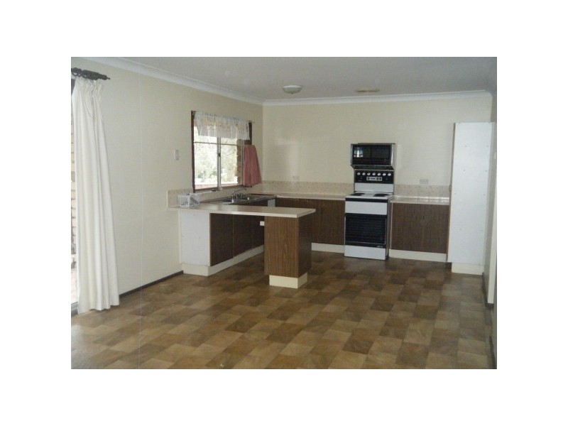 6 Rosemount Drive, Raymond Terrace NSW 2324