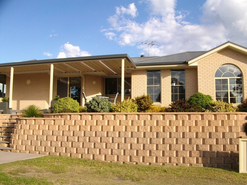 7 Falconer Close, Raymond Terrace NSW 2324