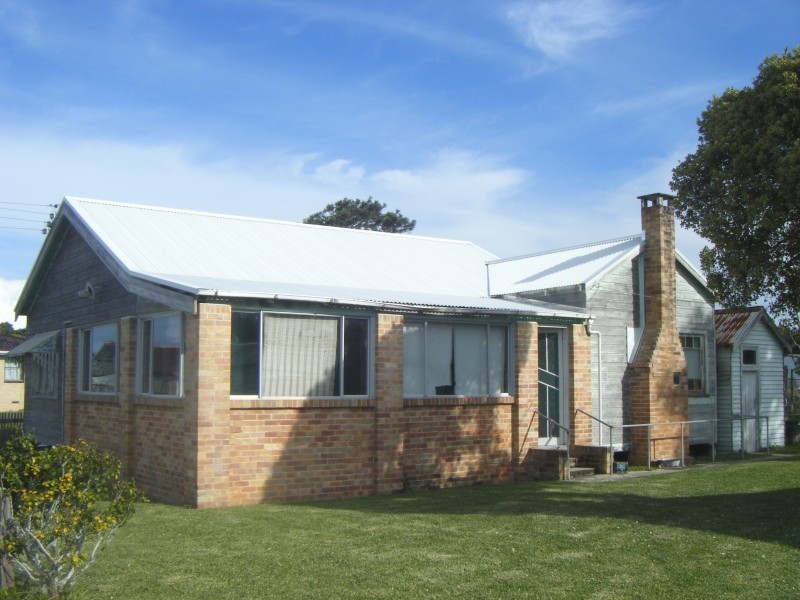 51 Waterfront Rd, Swan Bay NSW 2324