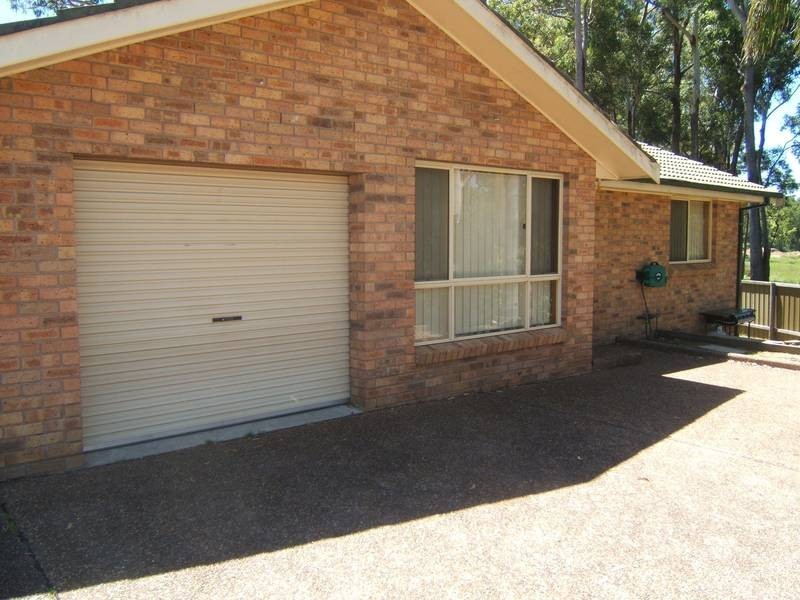 2/26a Bowman Dr, Raymond Terrace NSW 2324