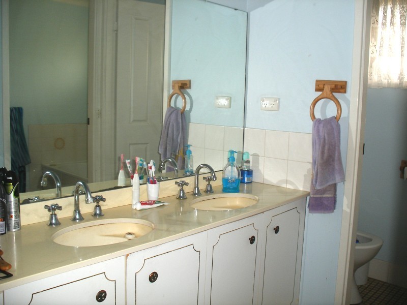 1 Luskin Close, Raymond Terrace NSW 2324