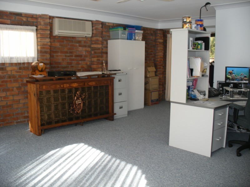15 Tonia Ave, Salt Ash NSW 2318