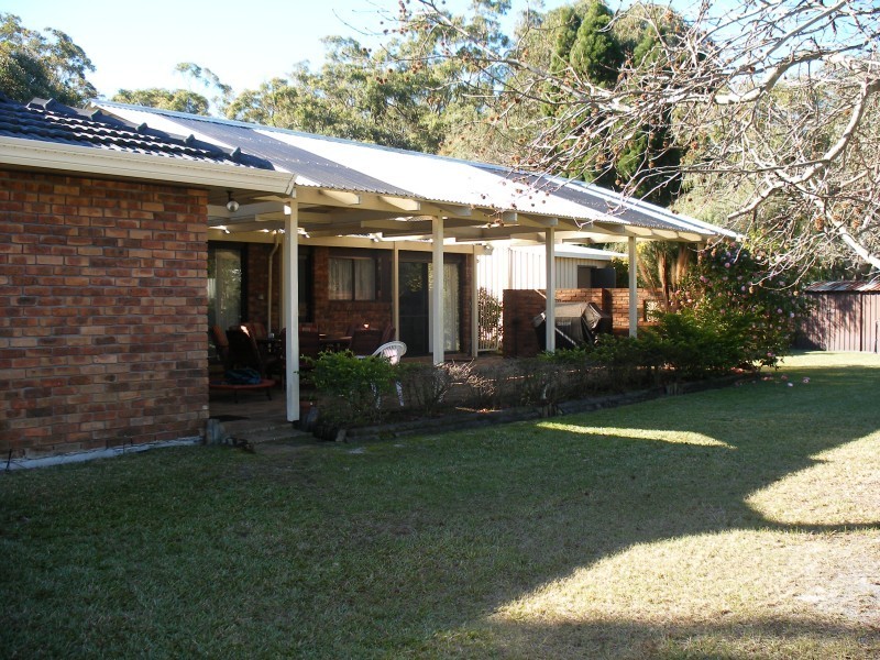 15 Tonia Ave, Salt Ash NSW 2318