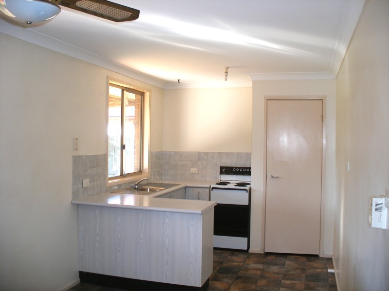 17 Oxley Close, Raymond Terrace NSW 2324