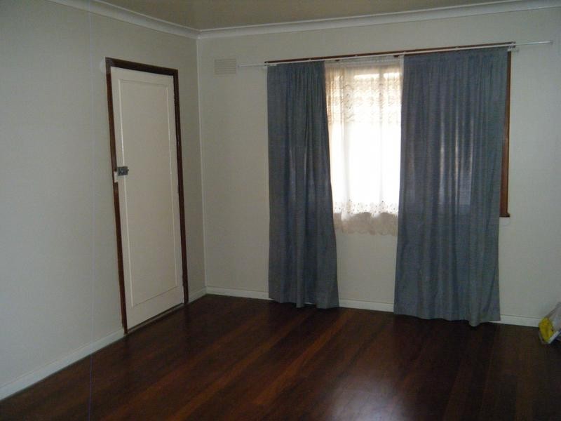 42 Parkway Ave, Raymond Terrace NSW 2324