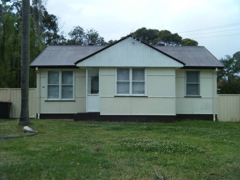 17 Charles St, Raymond Terrace NSW 2324