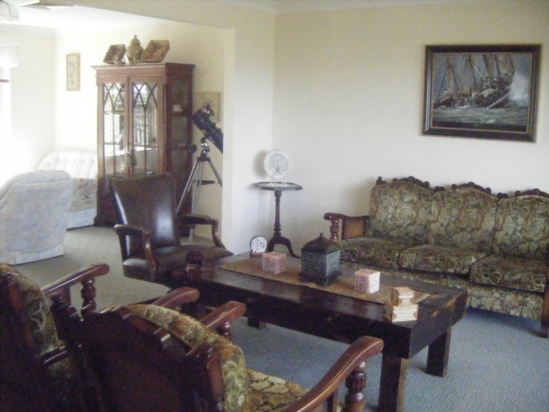 64 Beaton Ave, Raymond Terrace NSW 2324