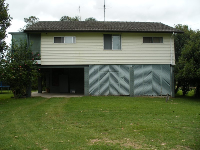 17 Middle Crescent, Seaham NSW 2324