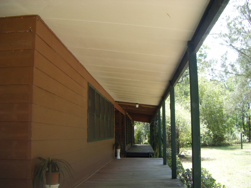 10 Alexander Drive, Seaham NSW 2324