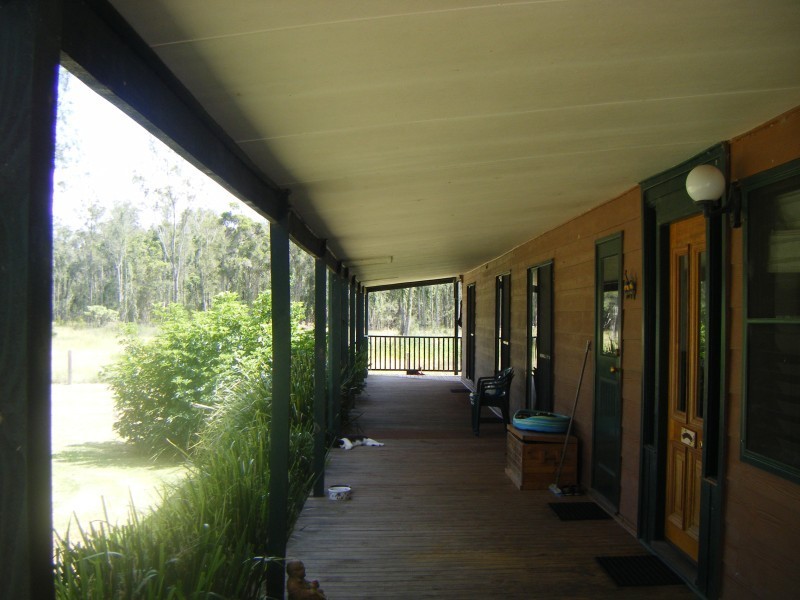 10 Alexander Drive, Seaham NSW 2324