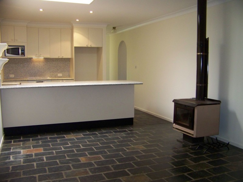 40 Robert Campbell Drive, Raymond Terrace NSW 2324