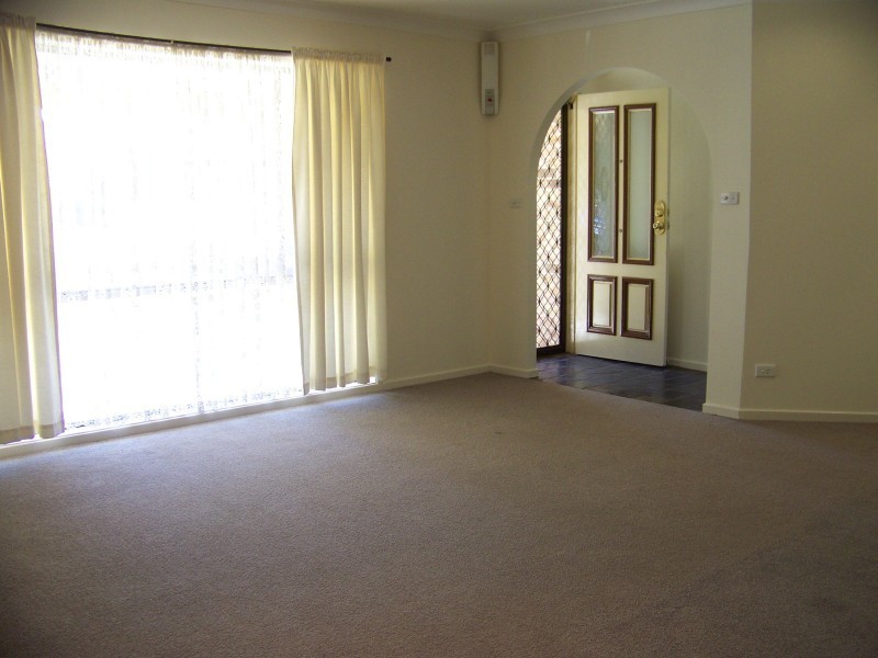 40 Robert Campbell Drive, Raymond Terrace NSW 2324