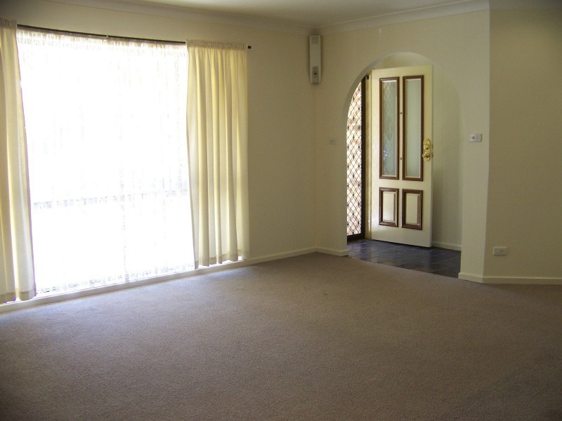 40 Robert Campbell Drive, Raymond Terrace NSW 2324