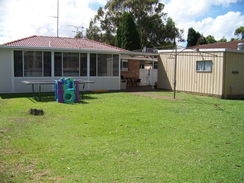 17 Auberge Crescent, Raymond Terrace NSW 2324