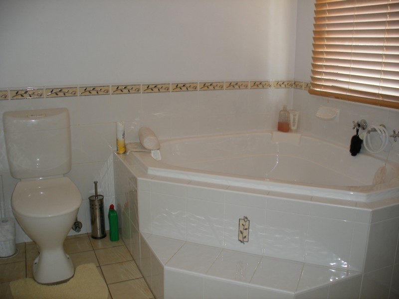 12 McPherson Place, Raymond Terrace NSW 2324