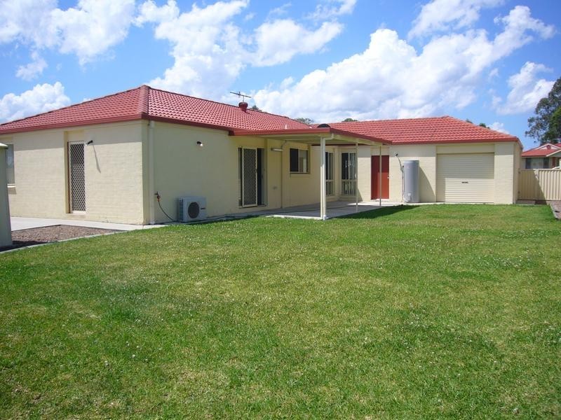 11 McPherson Place, Raymond Terrace NSW 2324
