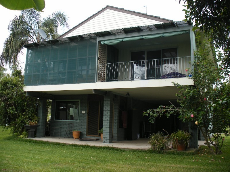 17 Middle Crescent, Seaham NSW 2324