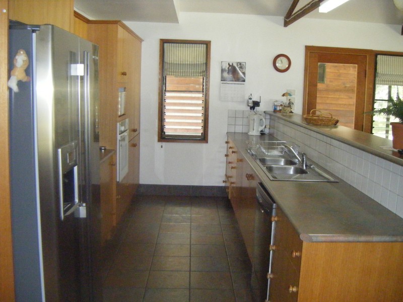 10 Alexander Drive, Seaham NSW 2324