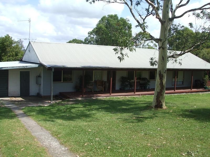 30 Rees James Road, Raymond Terrace NSW 2324