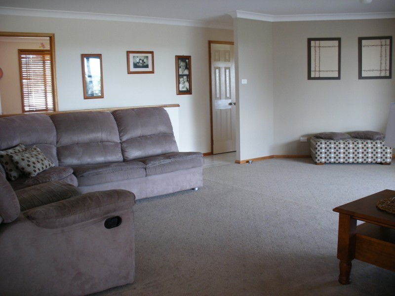 7 Meehan Road, Raymond Terrace NSW 2324