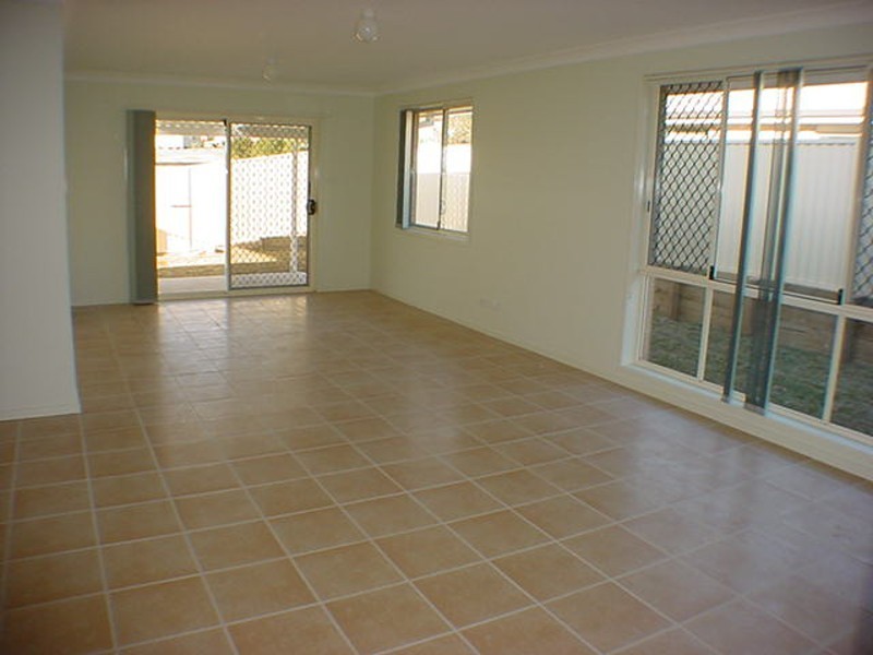 24 McPherson Place, Raymond Terrace NSW 2324