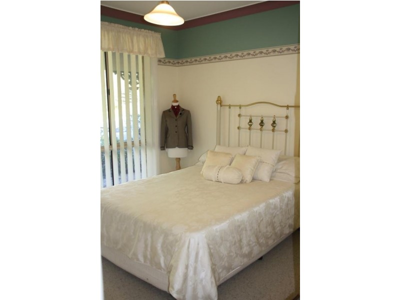 17 Gwandalan Cl, Brandy Hill NSW 2324