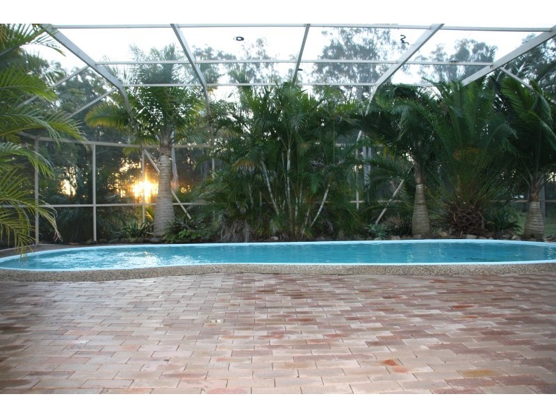 17 Gwandalan Cl, Brandy Hill NSW 2324
