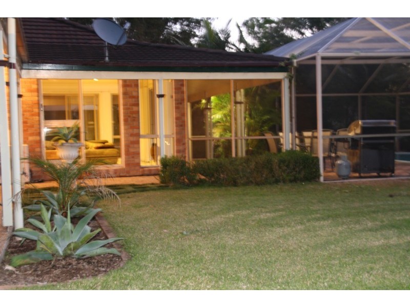 17 Gwandalan Cl, Brandy Hill NSW 2324