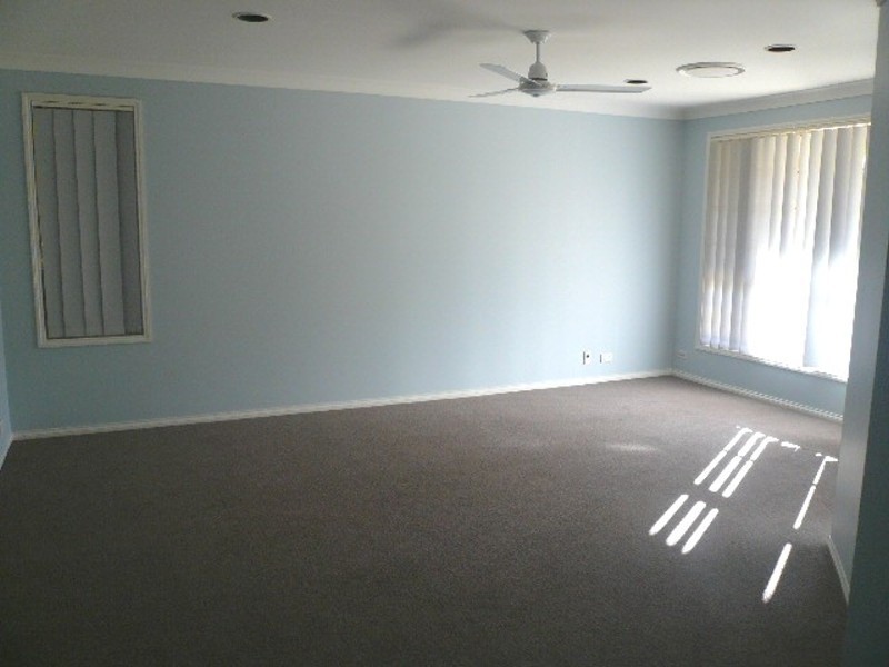 14 Gordon Reeve Close, Raymond Terrace NSW 2324