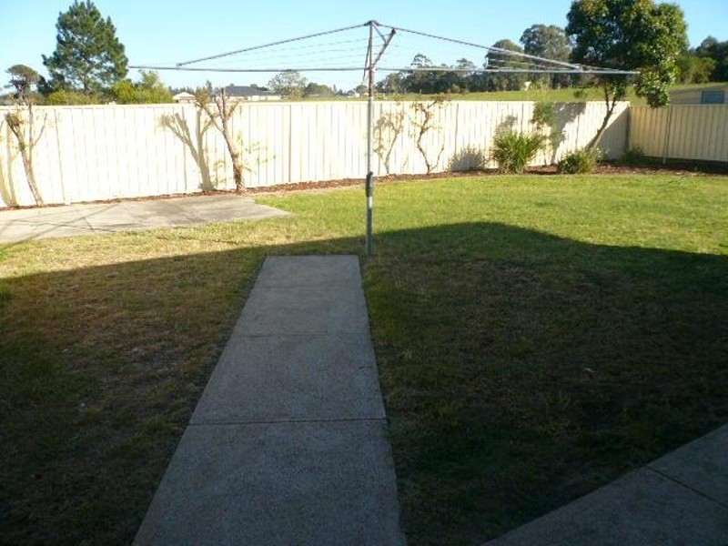 14 Gordon Reeve Close, Raymond Terrace NSW 2324