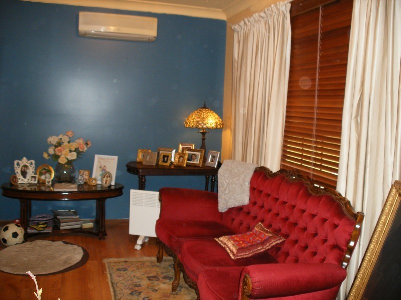1 Holwell CCT, Raymond Terrace NSW 2324