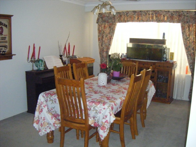 5 Finlay Close, Raymond Terrace NSW 2324