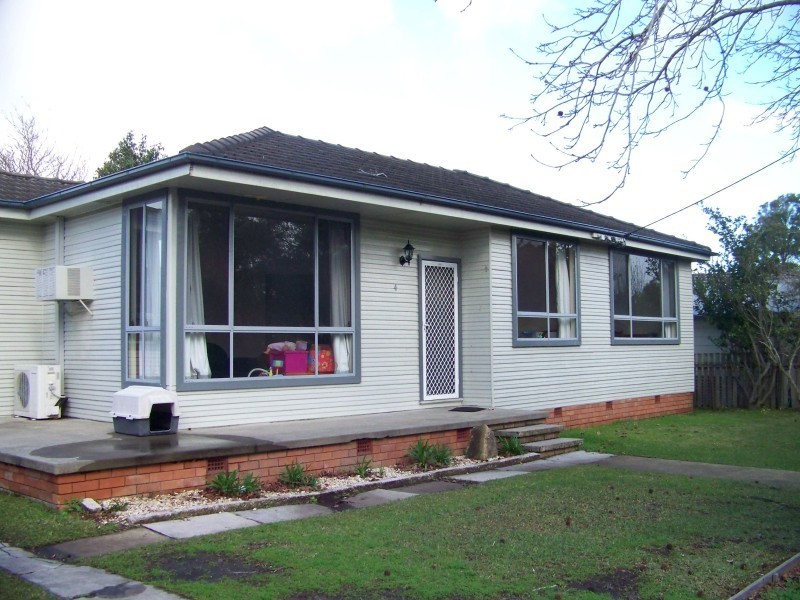 4 Gwen Pde, Raymond Terrace NSW 2324