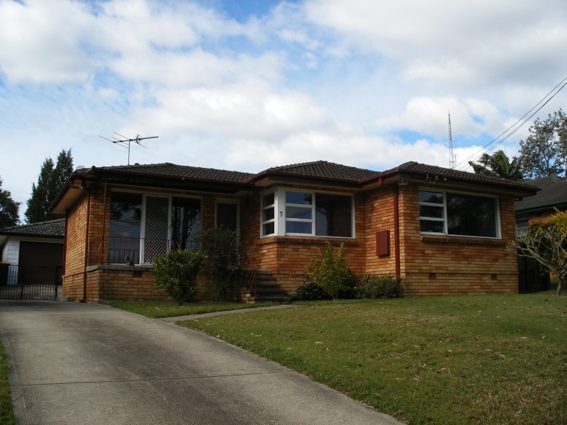 7 Parkway Avenue, Raymond Terrace NSW 2324