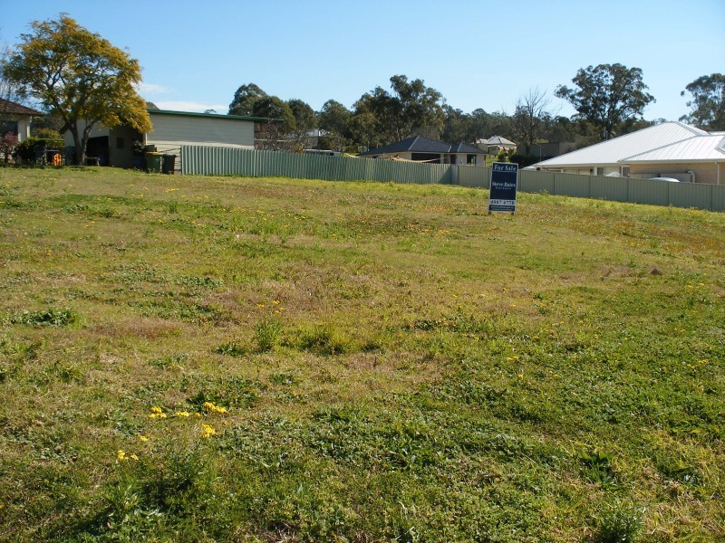 77 Queens Street, Clarence Town NSW 2321