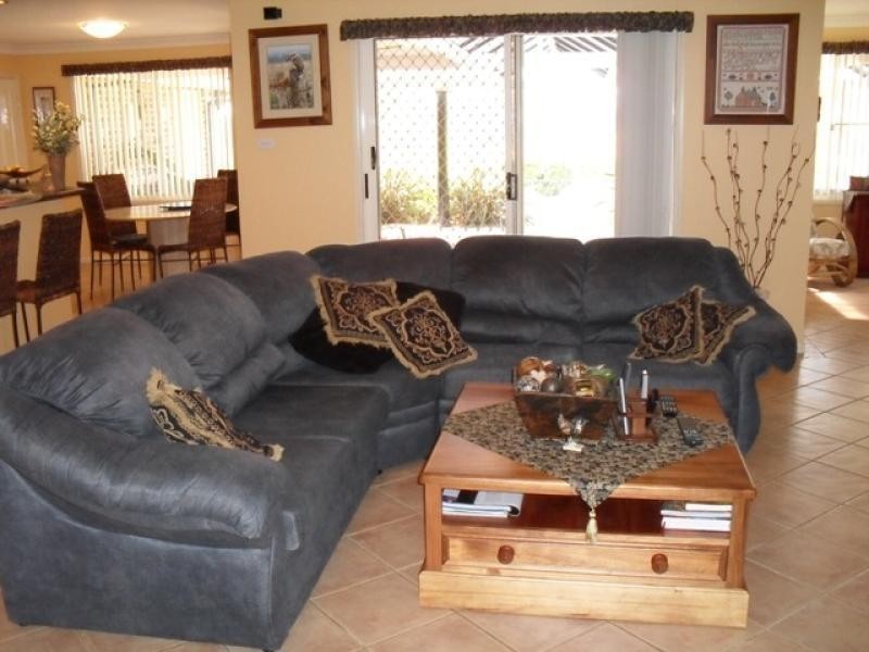 5 Eskdale Park Drive, Seaham NSW 2324