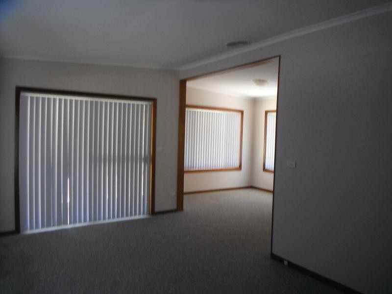 1 Carlisle Cr, Karuah NSW 2324