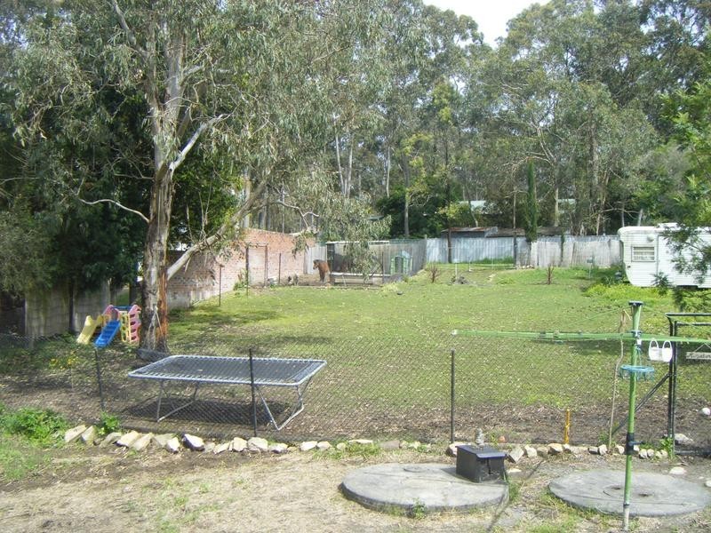 42 Warren Street, Seaham NSW 2324