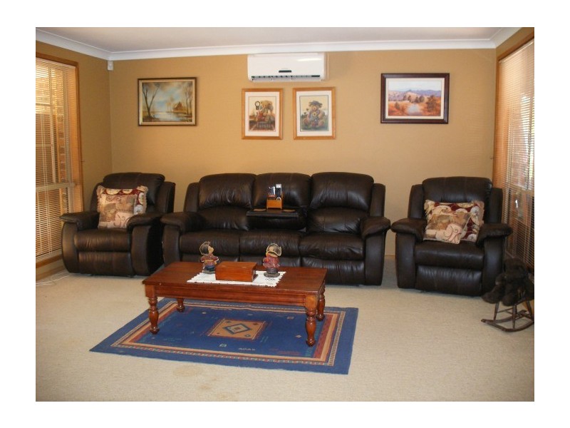 33 Elwin Road, Raymond Terrace NSW 2324