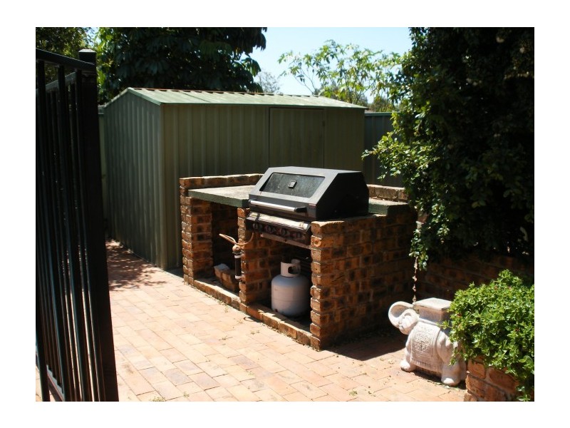 33 Elwin Road, Raymond Terrace NSW 2324