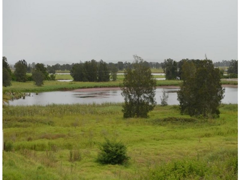 24 Henning Road, Raymond Terrace NSW 2324