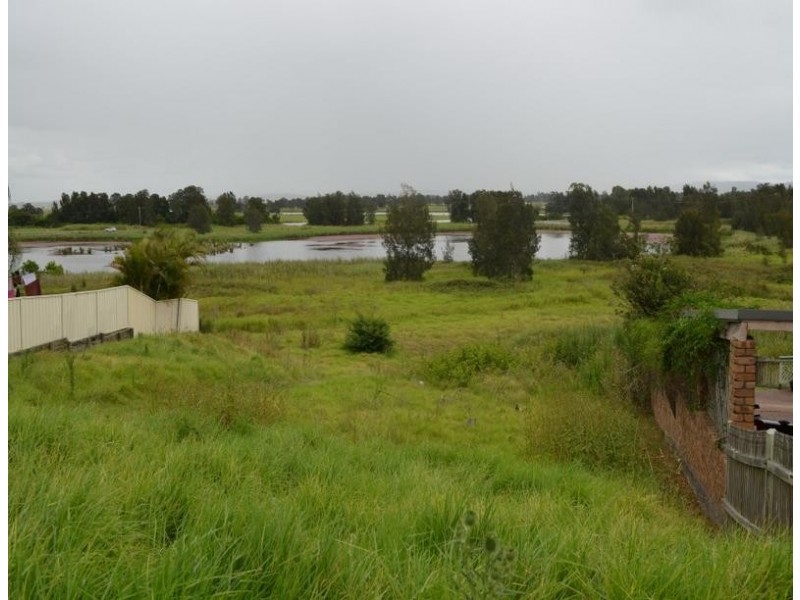 24 Henning Road, Raymond Terrace NSW 2324