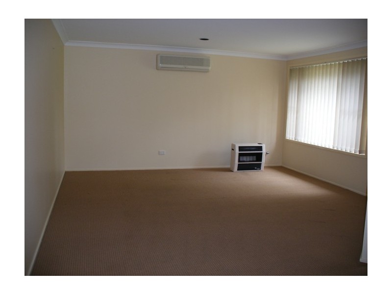 16 Nottingham Close, Raymond Terrace NSW 2324